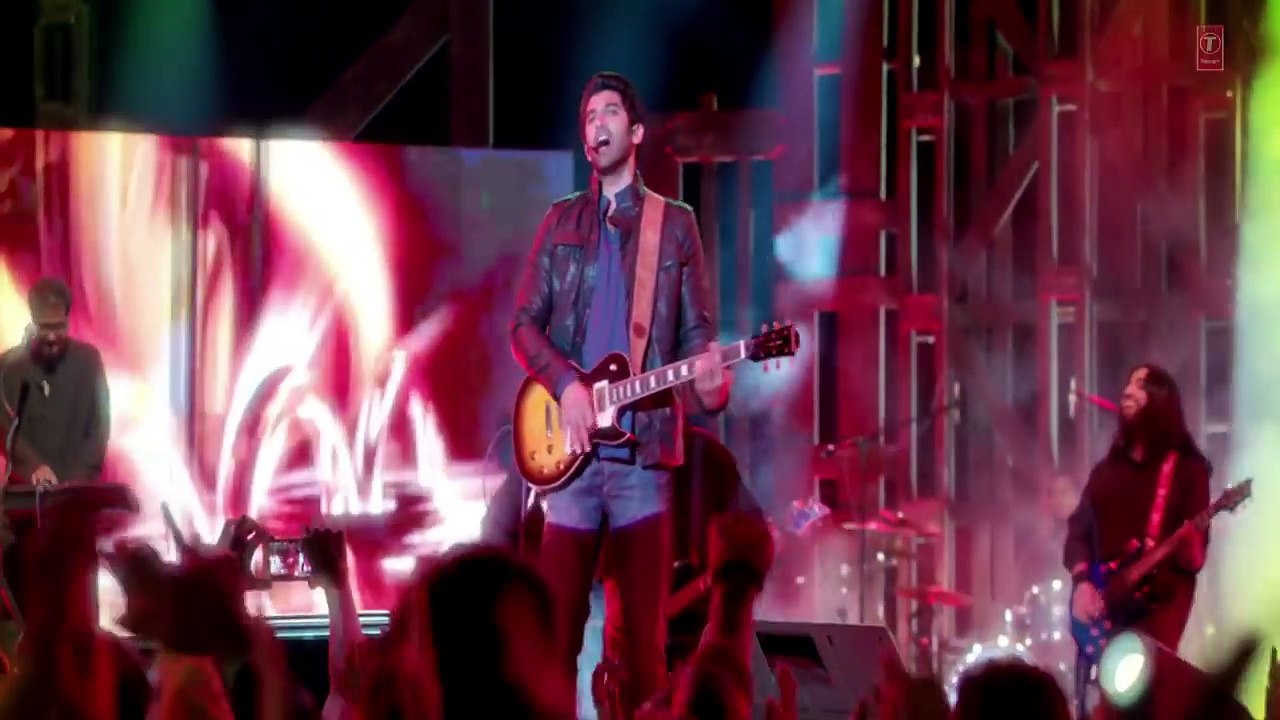 Sunn Raha Hai Na Tu Aashiqui 2 Full Video Song - Aditya Roy Kapur, Shraddha Kapoor - YouTube