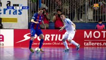 [HIGHLIGHTS] FUTSAL (LNFS): Santa Coloma - FC Barcelona Lassa (3-4)