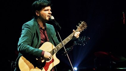 Αυτή που περνάει ---- Φοίβος Δεληβοριάς