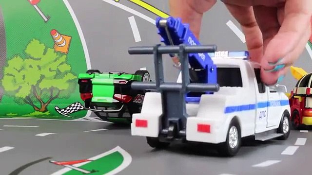 Машинки Cars. Crash cars. Полиция погрузчик. Мультик про аварию и полицейскую машинку