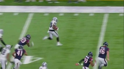 Jalen Richard breaks off big 37-yard punt return