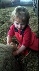 Elle n'a que 3 ans, pourtant ce qu'elle fait est ahurissant... Et c'est déjà la deuxième fois !