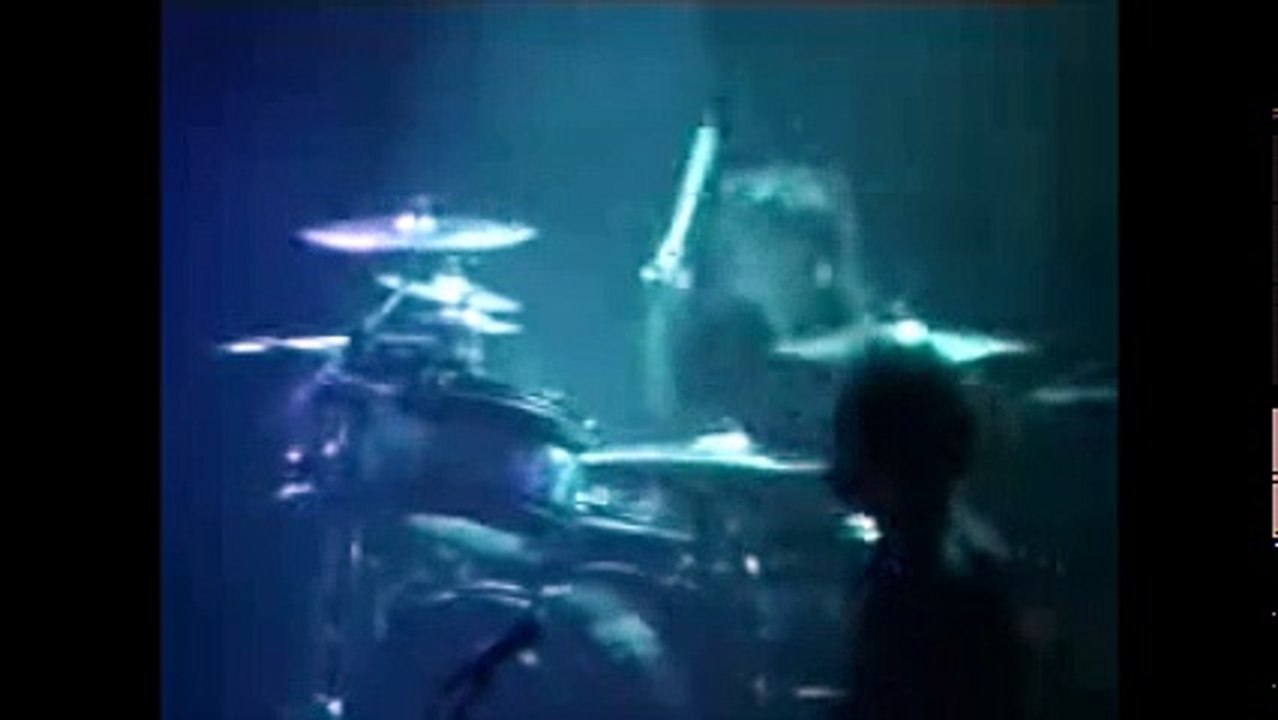 Muse - Feeling Good, London Astoria, 06/07/2000