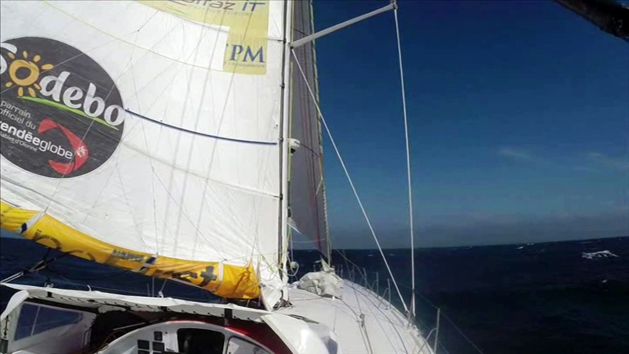 J63 : 30 noeuds de vent pour Sébastien Destremau / Vendée Globe
