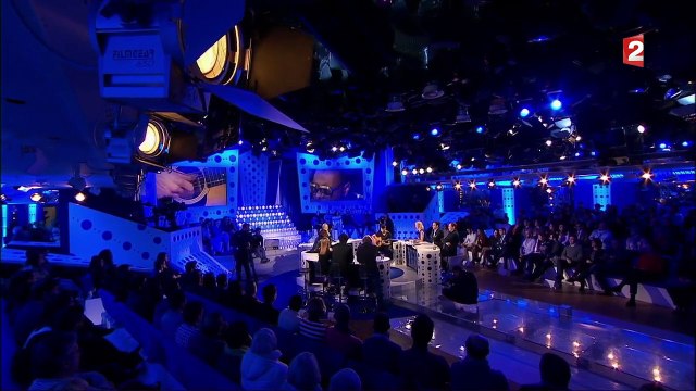 Maitre Gims interprète 'Tout donner' en live acoustique #ONPC-1OdwZN66W5I