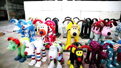 Gromit at the Elements Mall in Hong Kong-0U8_99uSSK8