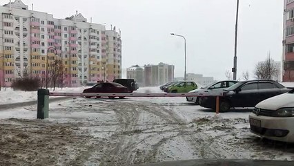 Une barrière tremble de froid