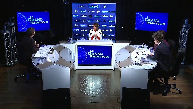 Ségolène Royal sur Emmanuel Macron : Être en dehors des structures suscite davantage d’écoute