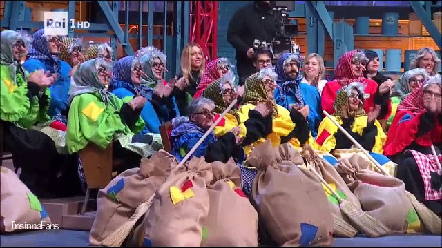 Affari Tuoi Speciale Lotteria Italia del 6-1-17 (gioca la Sardegna) - Parte 1