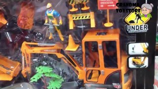 Unboxing TOYS ReviewDemos - Part 1 Build your own construction site with workers crane cement truck