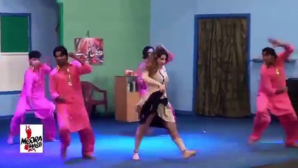Har pasey dhol wajdey - Kismat baig best live mujra - Pakistani hot nanga mujra 2016
