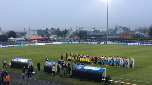Les supporters derrière l'USG tout au long du match