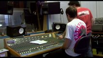 Amy _ In the Studio with Mark Ronson _ Official Movie Clip HD _ A24-3su4q5fVGQg