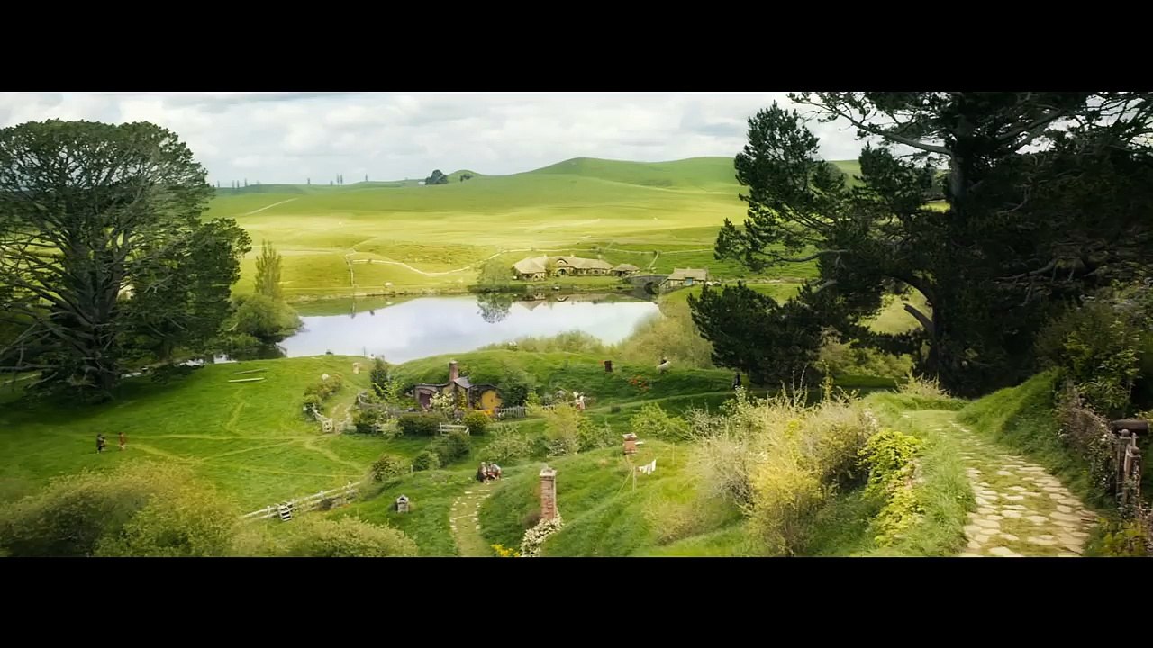 The Hobbit - Motion Picture Trilogy Extended Edition Trailer-UBVT4n3cftY