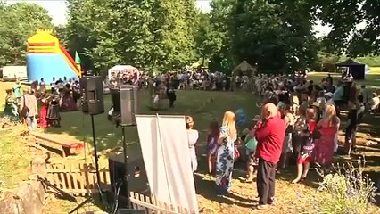 لتھوانیا میں انوکھا مقابلہ حسن،ریڈ کارپٹ پر بکریوں کی کیٹ واک-M6P-2IIXPa0