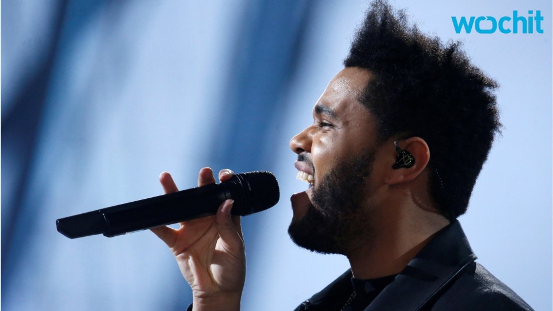 The Weeknd Climbs Back To Top Of Billboard 200 With 'Starboy'