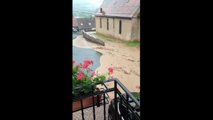 [VIDEO] Les images du déluge à Tieffenbach...