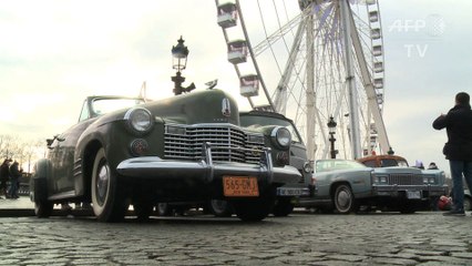 700 véhicules de collection rassemblés place de la Concorde à Paris