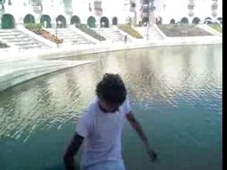 Niktoy Oo lac de creteil avec des amie