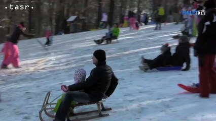 ZIMA VYLAKALA LUDI DO PRIRODY