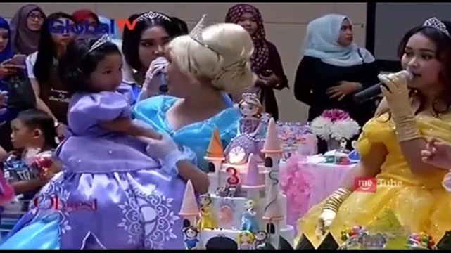 Ayu Rayakan Ultah Bilqis ke-3 dengan Mewah