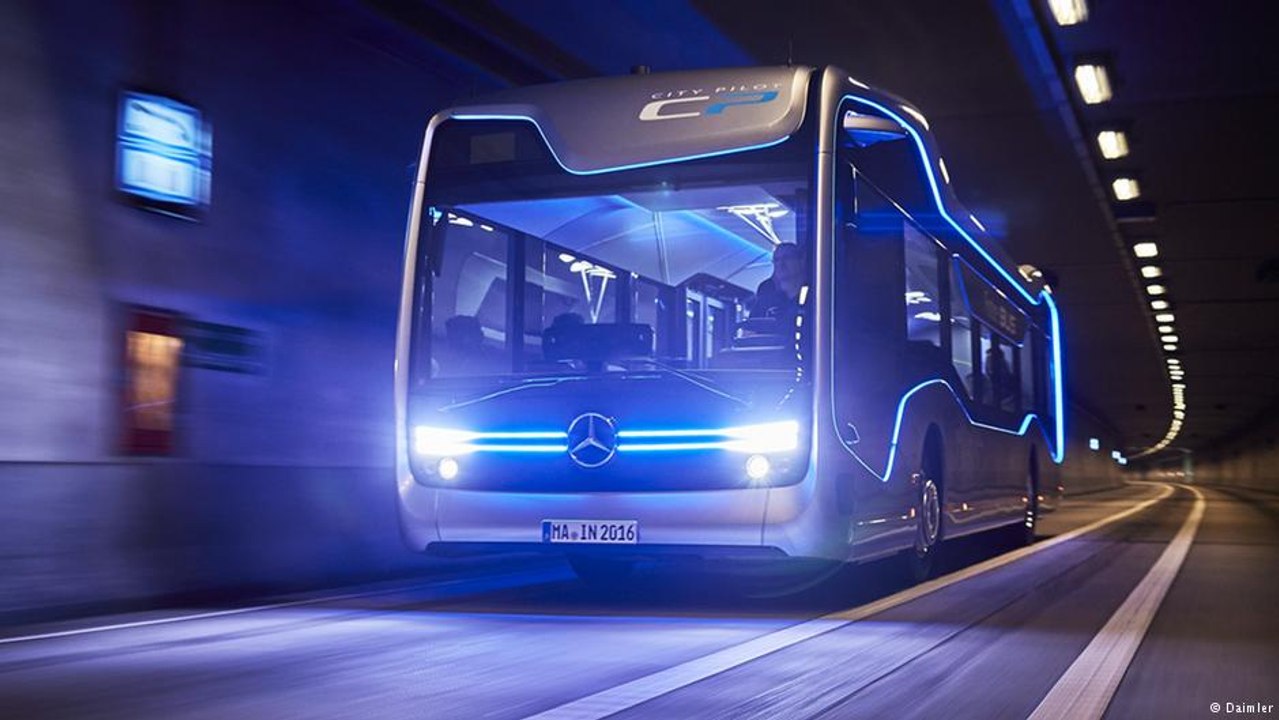 Ônibus autônomo é equipado com alta tecnologia