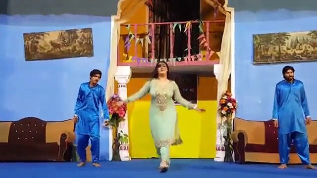 Nachna eh tere naal aaj sari raat -Priya khan Private Hot Stage Mujra - Pakistani hot Nanga mujra 2016