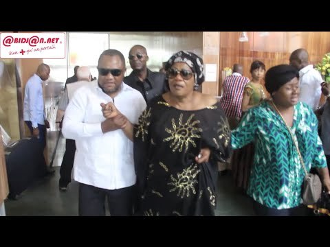 Decès de Papa Wemba: Maman Amazone, l`épouse de l`artiste et une forte délégation venues de Kinshasa