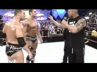 WWE - The Rock returns to RAW