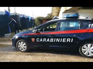 Napoli - Sequestrato "il parcheggio dell'amore": 25 euro per la "sosta" (09.01.17)