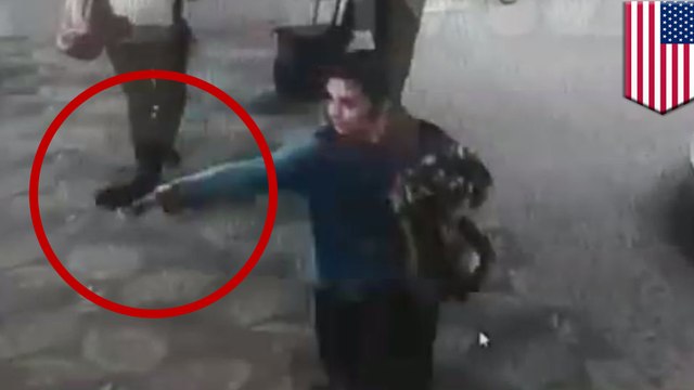 Airport attack: Fort Lauderdale gunman Esteban Santiago caught on camera - TomoNews