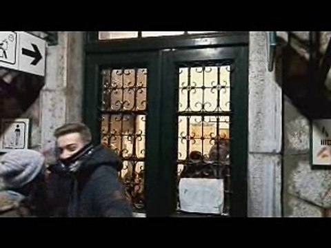 Ταλαιπωρία στον Σ.Σ. Λιβαδειάς. Αναμονή για δεκάδες επιβάτες στο ψύχος