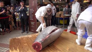 Cutting and Cleaning Huge Tuna | Tuna dismantling Show