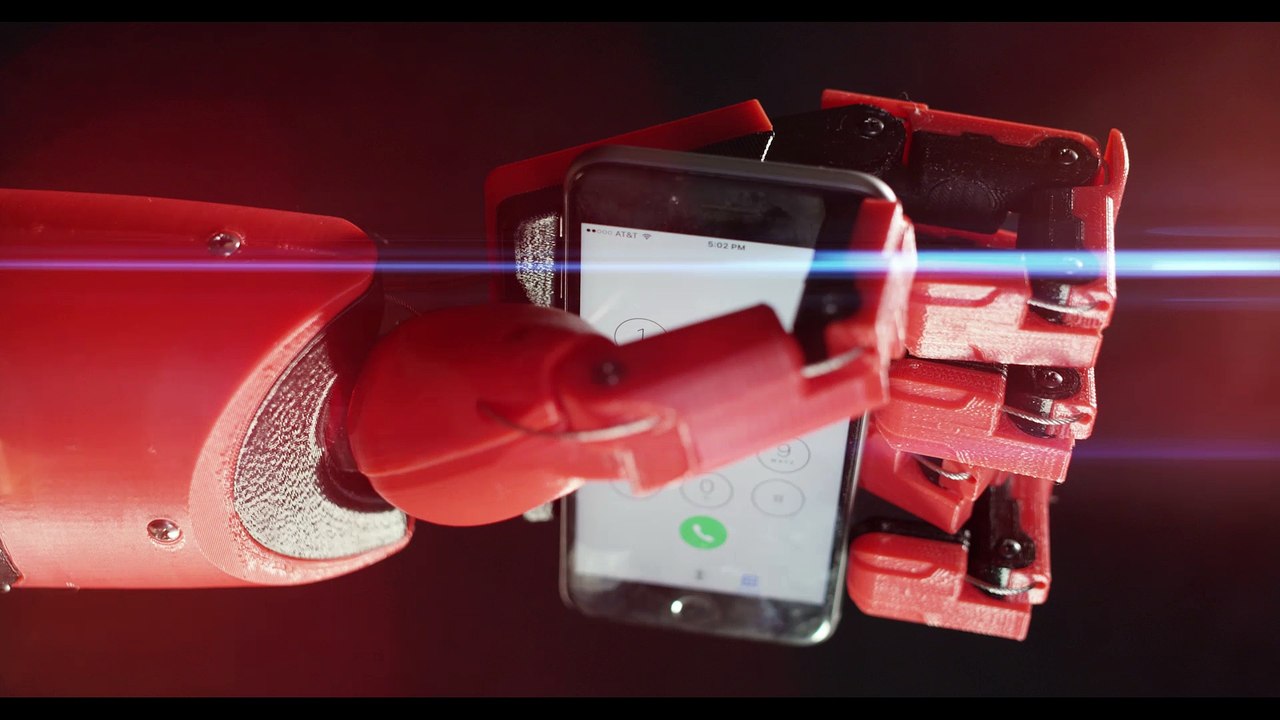 'Phantom Pain' prosthetic hand from 3D printer