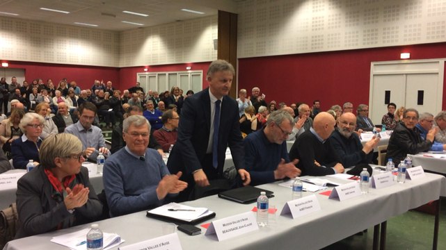 Francois Aubey élu president de l'agglo Lisieux Normandie
