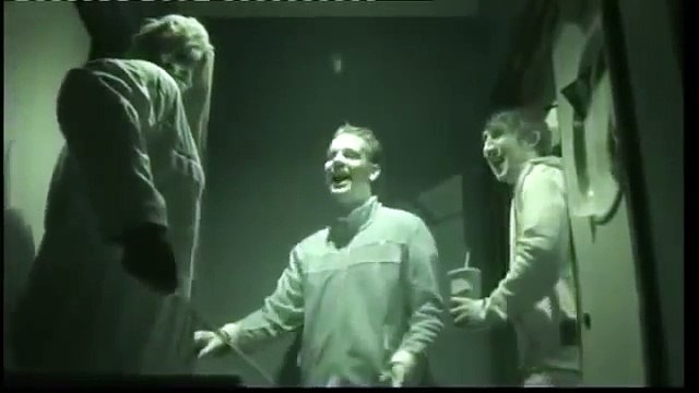 Розыгрыш. Маньяк с ножом в кинотеатре (жесть)