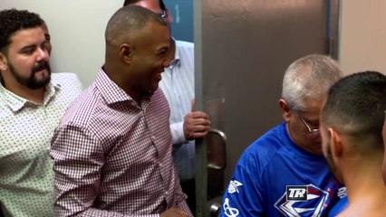 Tito Trinidad Visits with Felix Verdejo-X5UiEEpGZwE