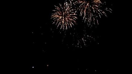 Revivez le feu d'artifice en...