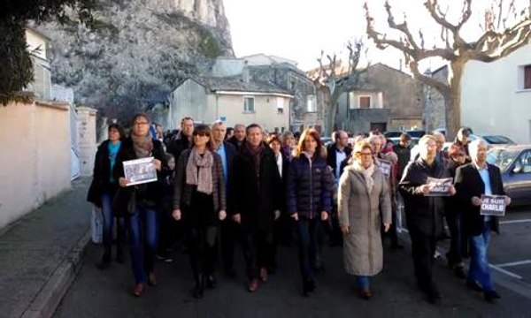 Marche silencieuse : 700 Charlie a...