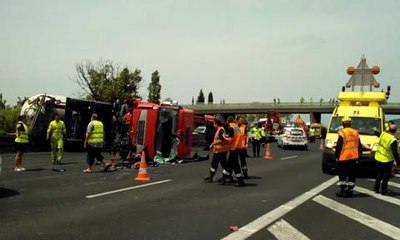 Piolenc : un camion se couche sur l'A7...