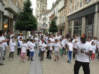 Un flashmob dans les rues de...