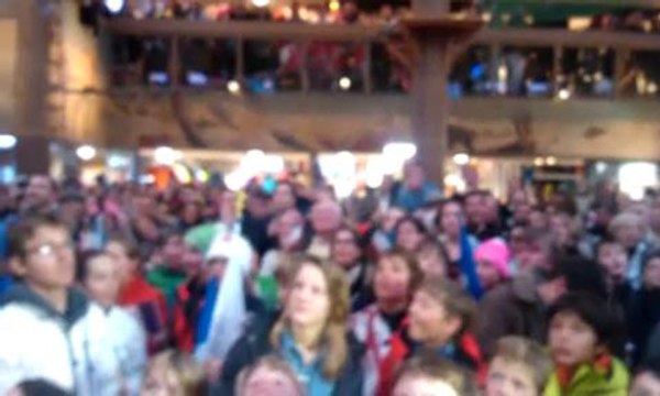 Courchevel : des centaines de fans pour encourager...