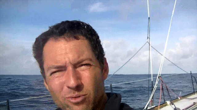 J65 : Pétole dans le Pacifique pour Romain Attanasio / Vendée Globe