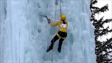 94 grimpeurs se sont affrontes pour la coupe du monde de cascade de...