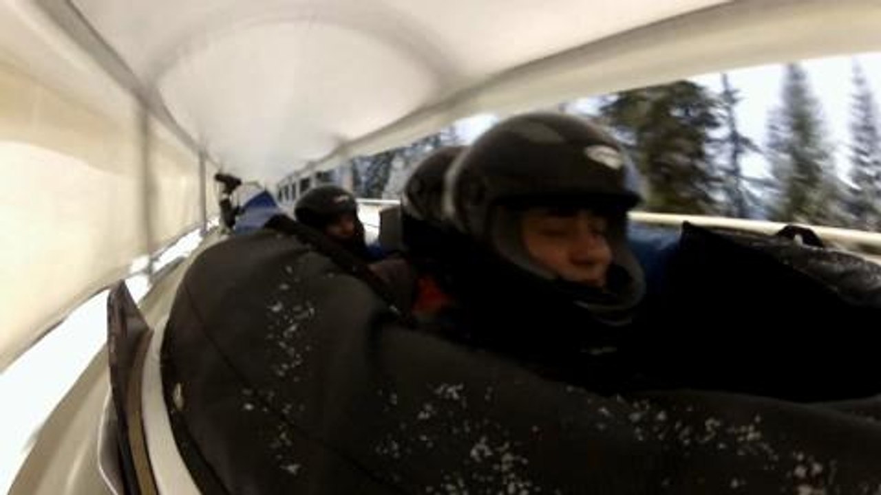 [video] Une descente en bob-raft sur la piste olympique de La Plagne...