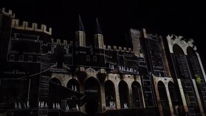 Avignon / Succes pour le son et lumiere du...