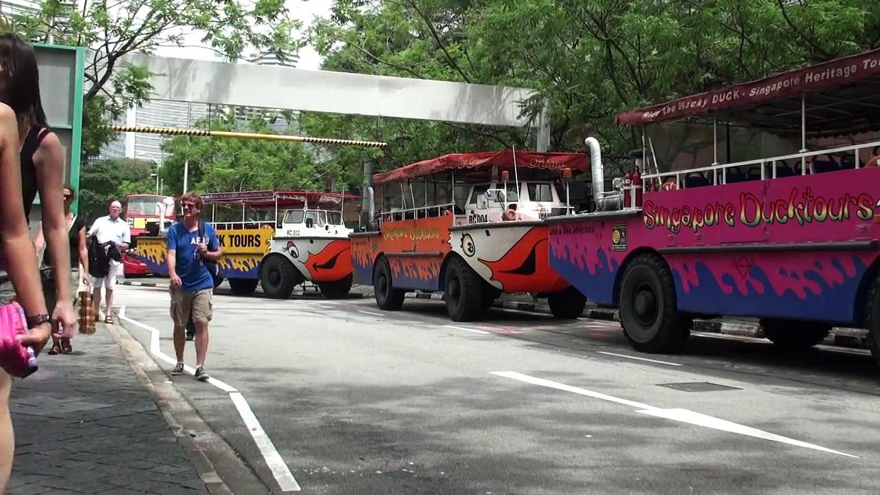 Singapore - Moose Tours-4nB75f83kHk