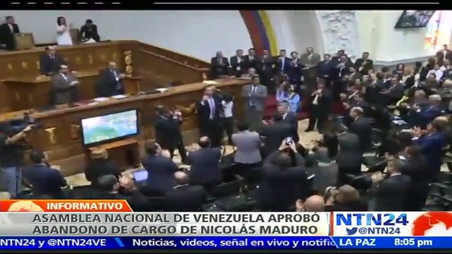 Parlamento venezolano declara el abandono del cargo de Nicolás Maduro y exige elecciones