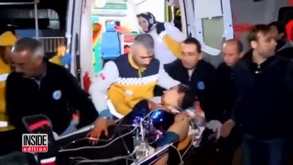 American Survives Istanbul Terror Attack After Bullet Hit His Cell Phone-wM18vIYZ1xg