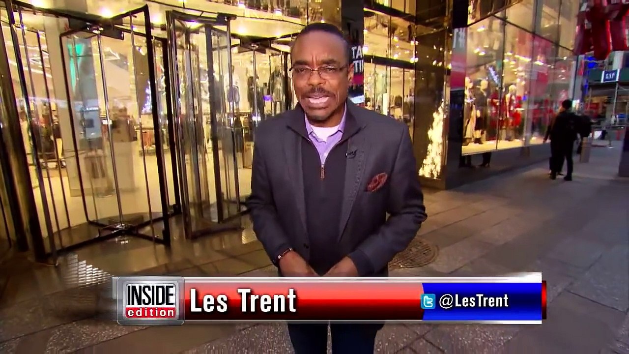 Chaos Reported At Shopping Centers Across The Country On The Day After Christmas-cIPshRv-_Sw